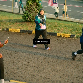 Runner Photo 4474678