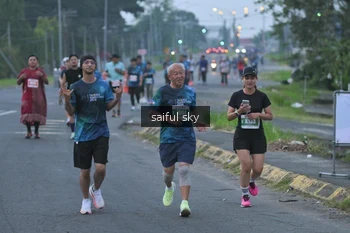Runner Photo 4474773