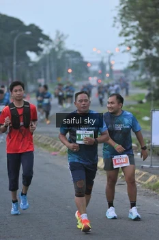 Runner Photo 4474845