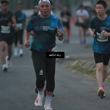 Runner Photo 4474976