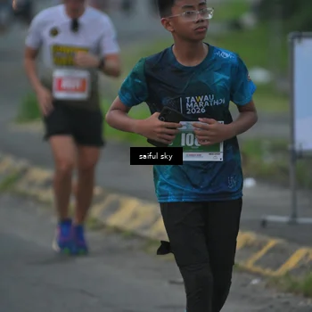 Runner Photo 4475017