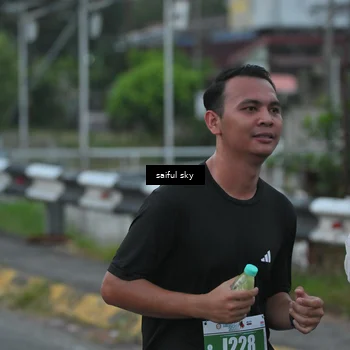 Runner Photo 4475068