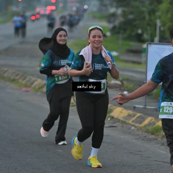 Runner Photo 4475076