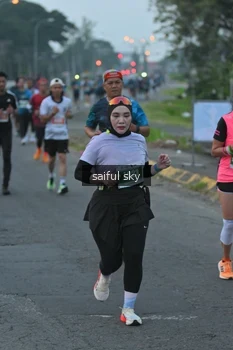 Runner Photo 4475349