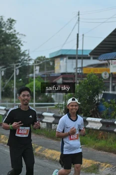 Runner Photo 4475373