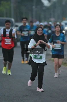 Runner Photo 4475400