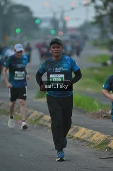 Runner Photo 4475423