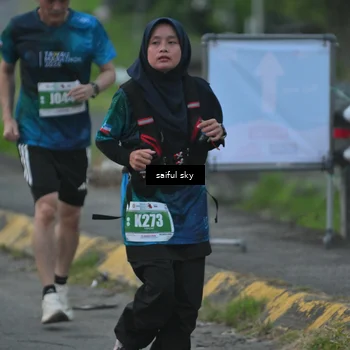 Runner Photo 4475437