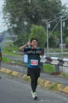 Runner Photo 4475567