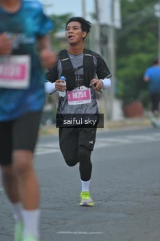 Runner Photo 4475658