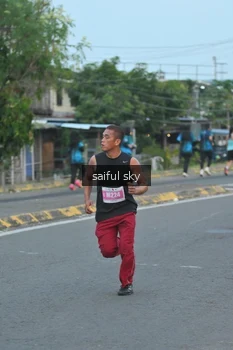 Runner Photo 4475664