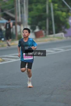 Runner Photo 4475666