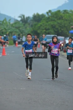 Runner Photo 4475675