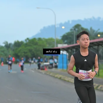 Runner Photo 4475725