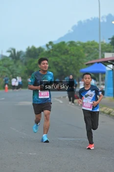 Runner Photo 4475736