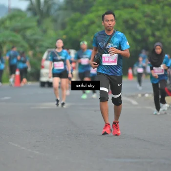 Runner Photo 4475973