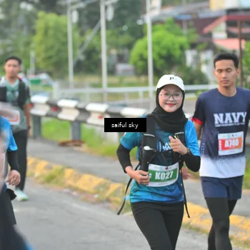 Runner Photo 4476342