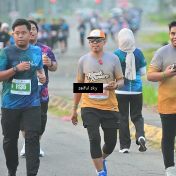 Runner Photo 4476377