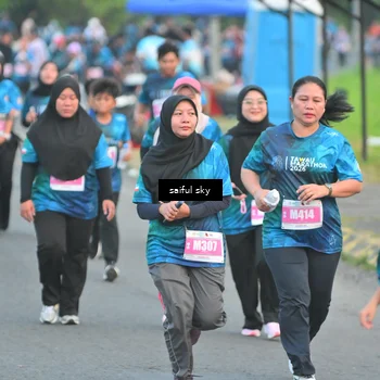 Runner Photo 4476425