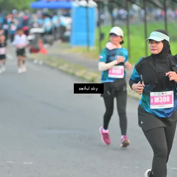Runner Photo 4476475