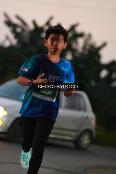 Runner Photo 4476498