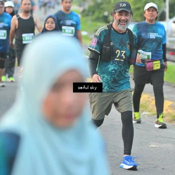 Runner Photo 4476611