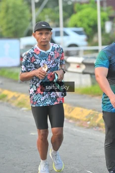 Runner Photo 4476659