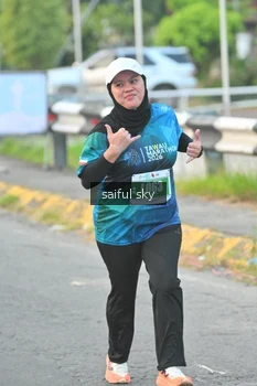 Runner Photo 4476675