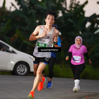 Runner Photo 4476798