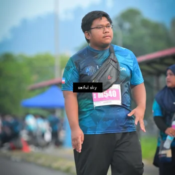 Runner Photo 4477405