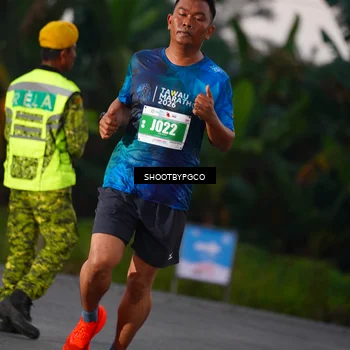 Runner Photo 4477438