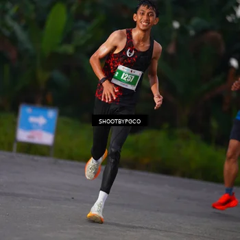 Runner Photo 4477448