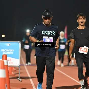 Runner Photo 4478049