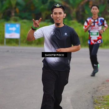 Runner Photo 4480457