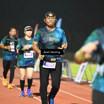Runner Photo 4480681