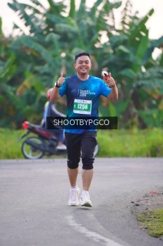 Runner Photo 4482477