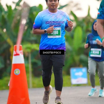 Runner Photo 4482659