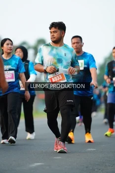 Runner Photo 4482772