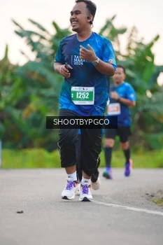 Runner Photo 4482798