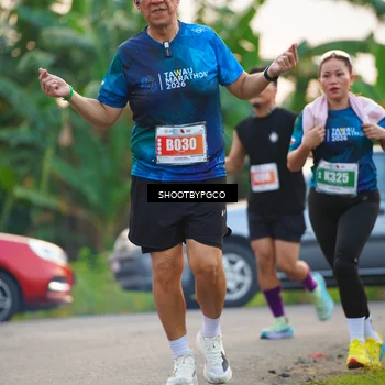 Runner Photo 4483037