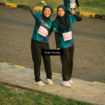 Runner Photo 4483164