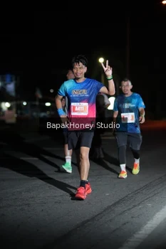 Runner Photo 4483356