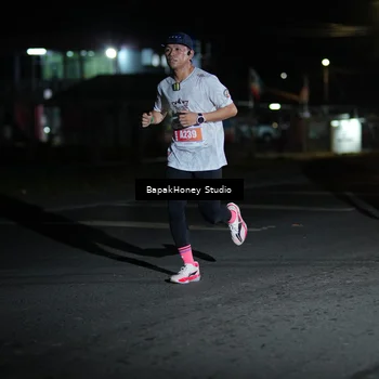 Runner Photo 4483367