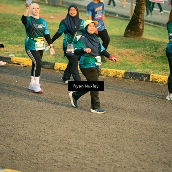 Runner Photo 4484450