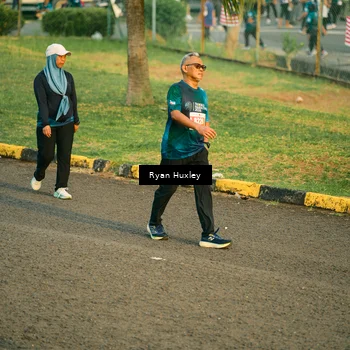 Runner Photo 4484696