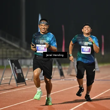 Runner Photo 4485090