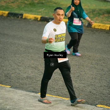 Runner Photo 4485311