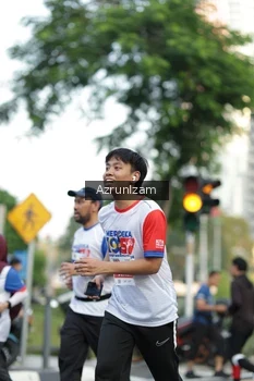Runner Photo 4486395