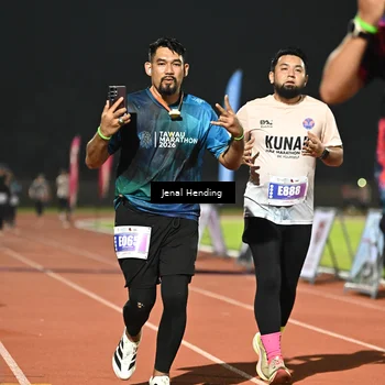 Runner Photo 4486809