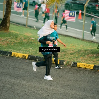 Runner Photo 4487053